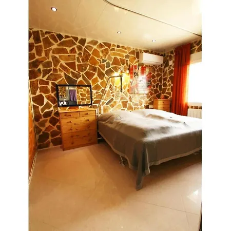 Basket, Second Comfortable Vacation Tatil Evi Els Poblets