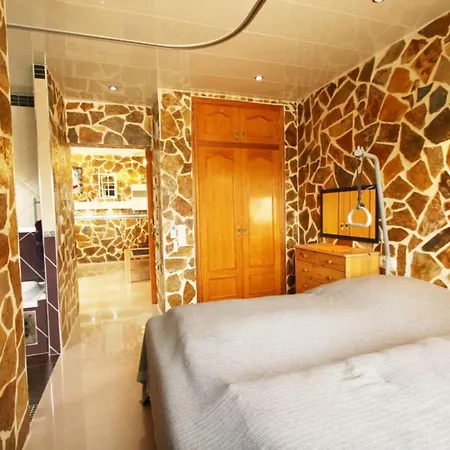 Basket, Second Comfortable Vacation Tatil Evi Els Poblets